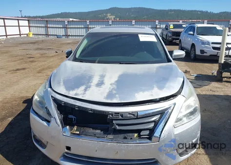 2015 Nissan Altima 2.5/2.5 S/2.5 Sl/2.5 Sv z USA, uszkodzony, nr VIN 1N4AL3AP5FC4H4429